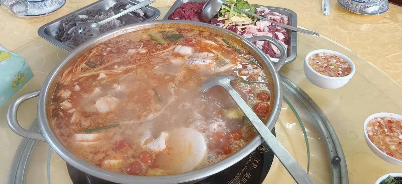 阿谋美食鼎罐屯