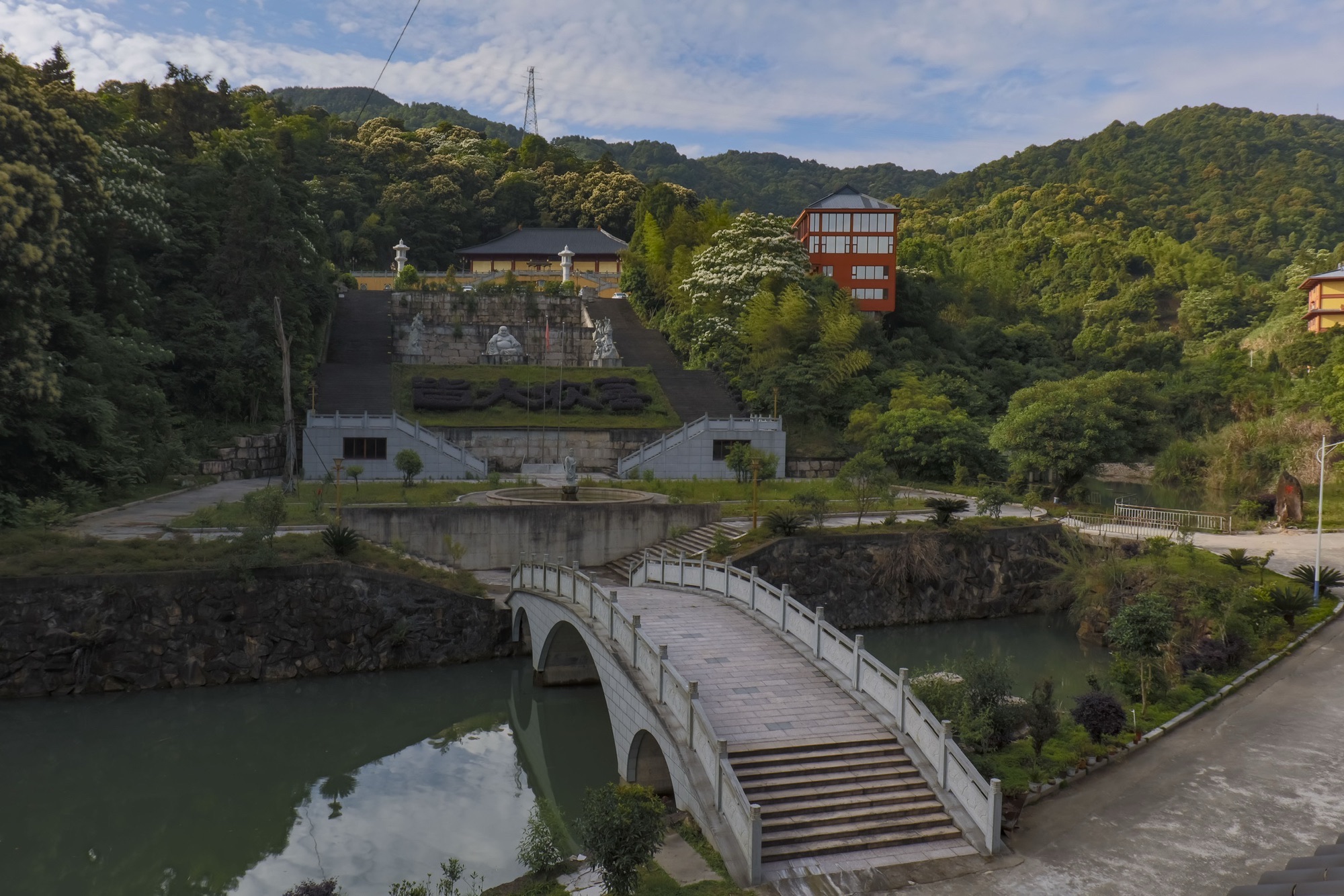 瑞迹寺实景照片