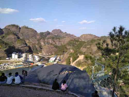 紫云山景区高空玻璃滑道旅行图片 2