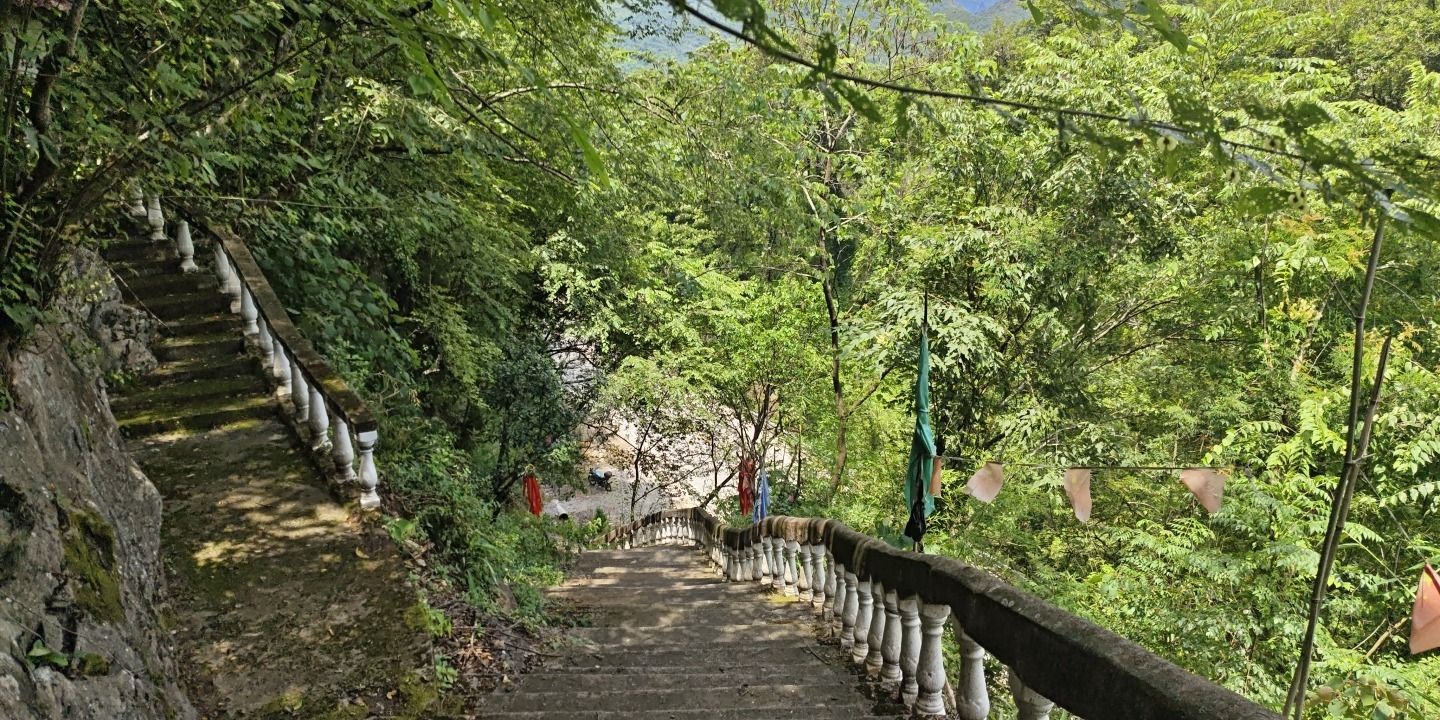 圣岩寺实景照片