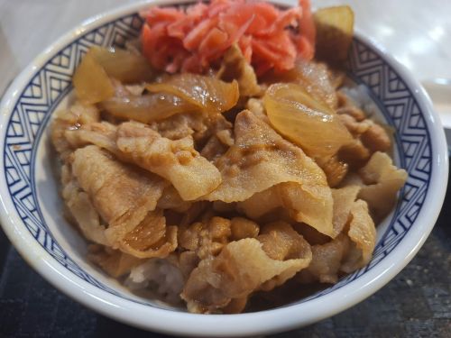 火车站吉野家新竹林森店