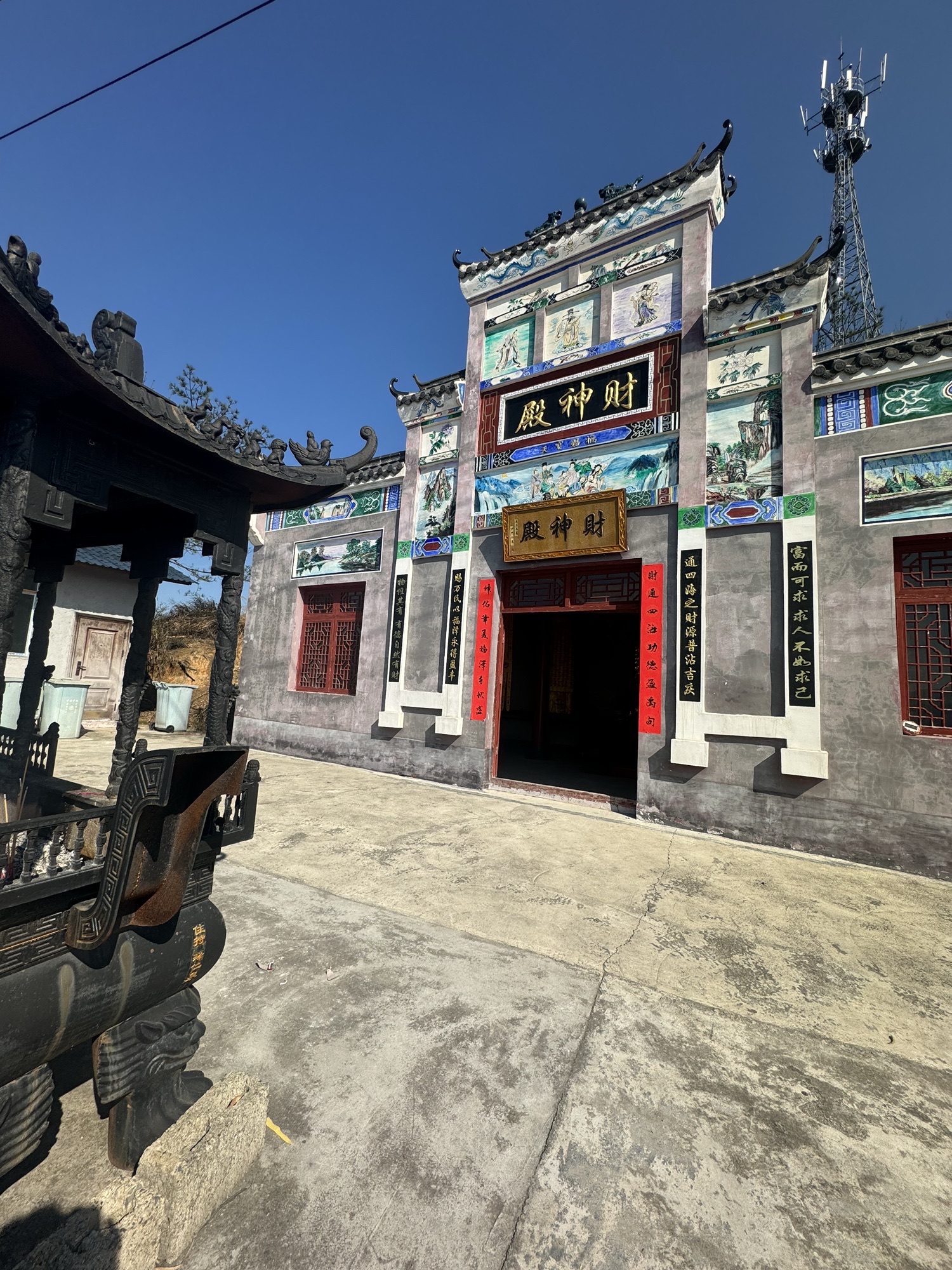 高坡堂寺实景照片