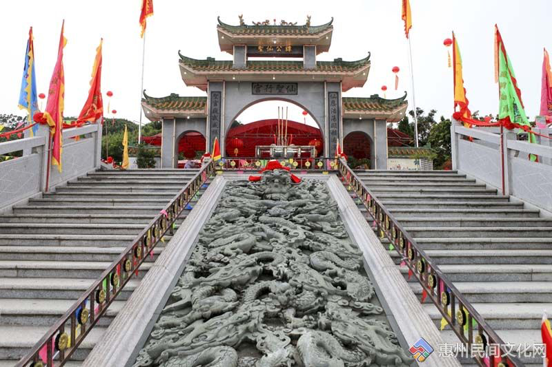 谭公仙圣实景照片