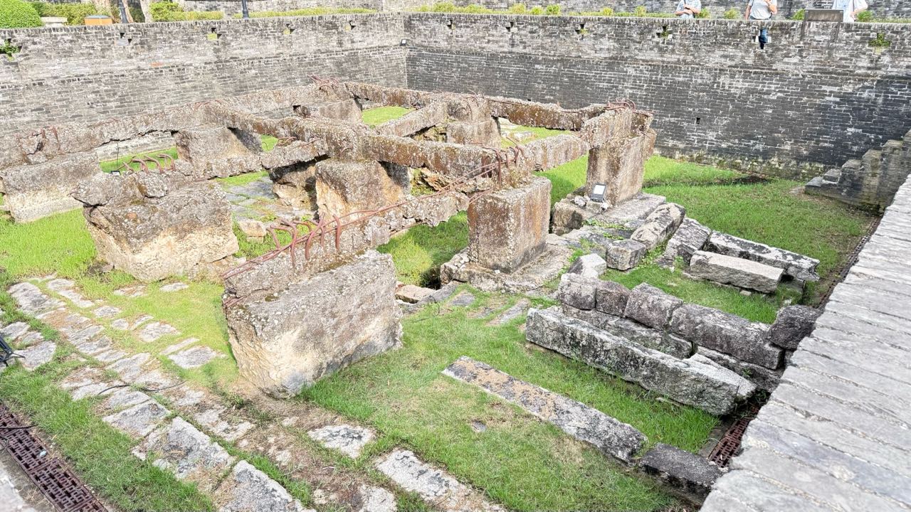 Gallery 1