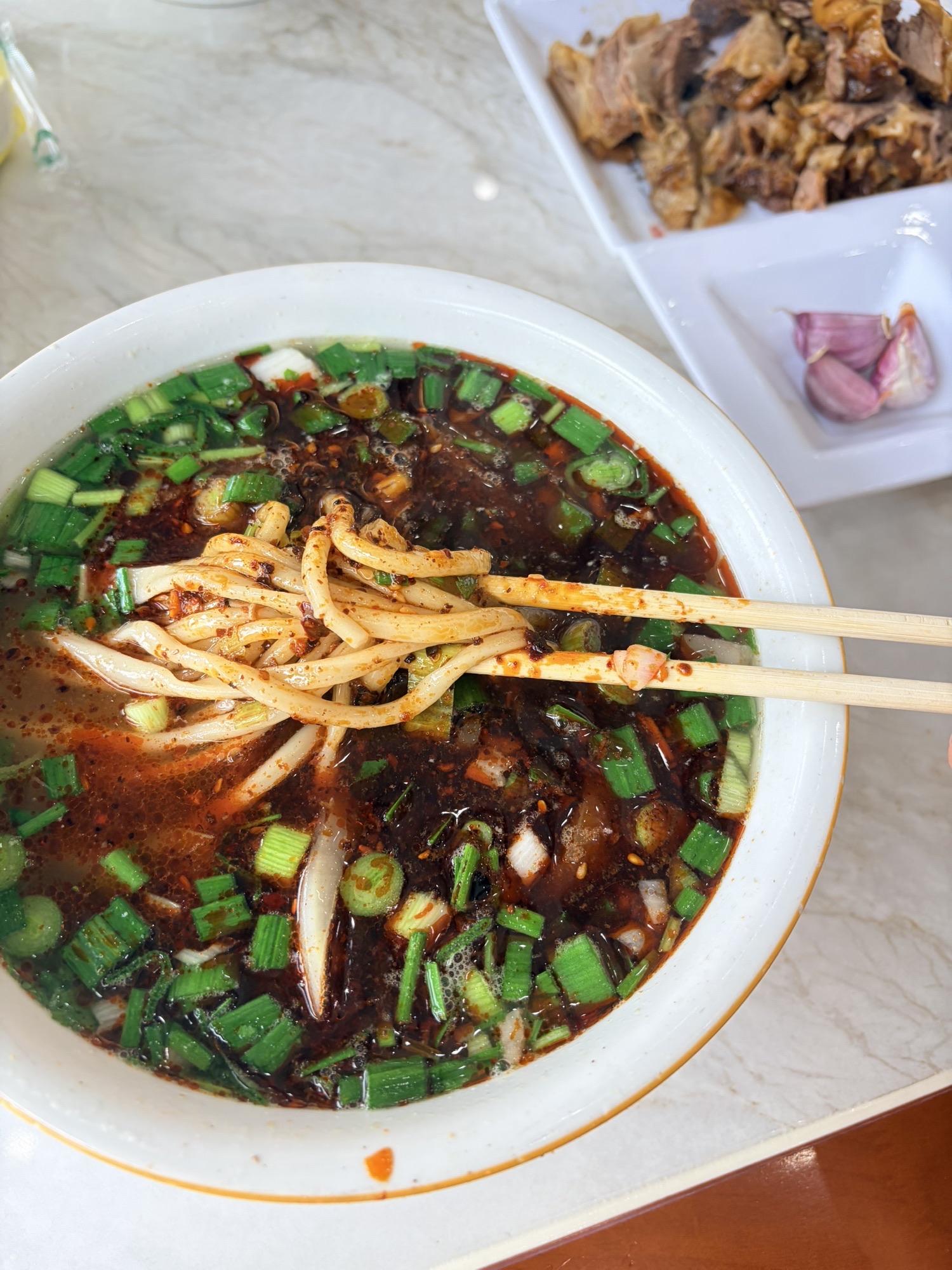 筷上瘾兰州纯汤牛肉面(玛曲店)