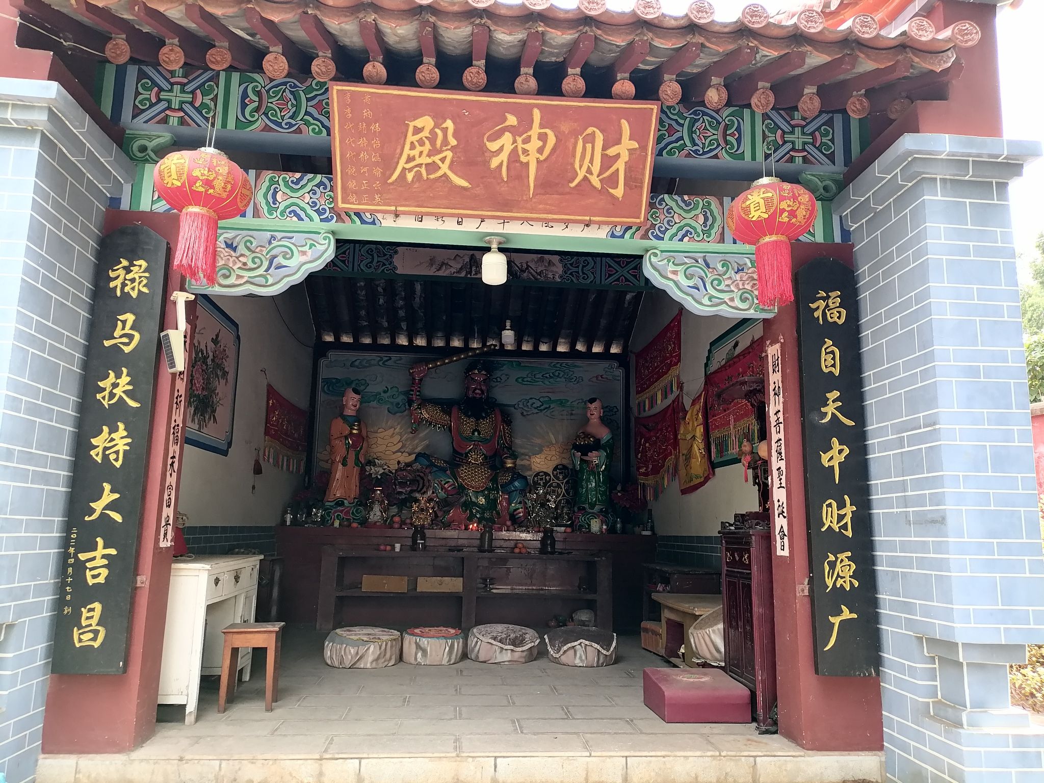 葫芦山神庙实景照片