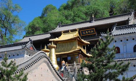 归元禅寺-大雄宝殿实景照片