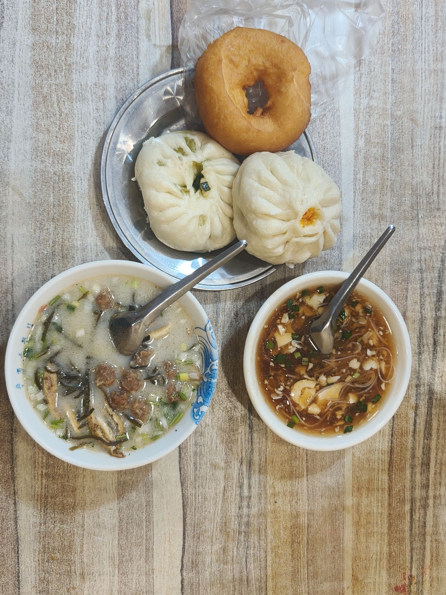光明早餐店