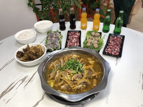 上好鲜牛腩店