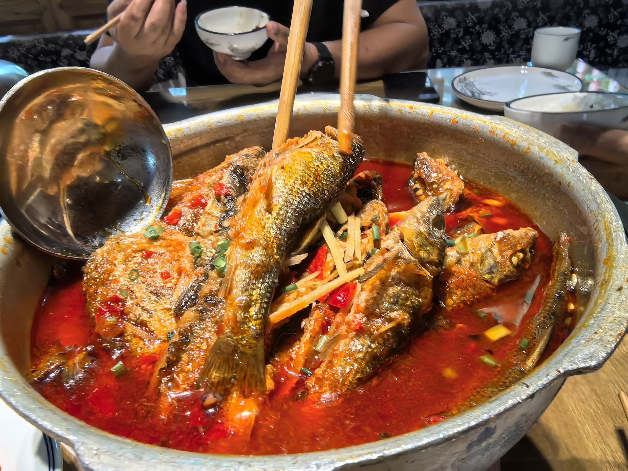 云舍苗家土酒馆