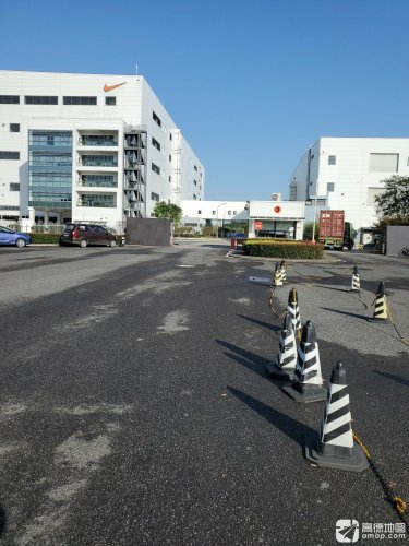 耐克物流园实景图