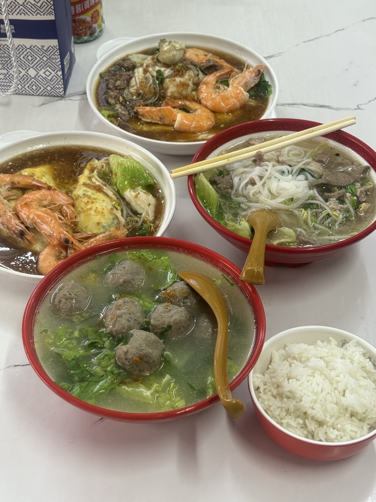 官仔记正宗潮汕肠粉店(桶井店)