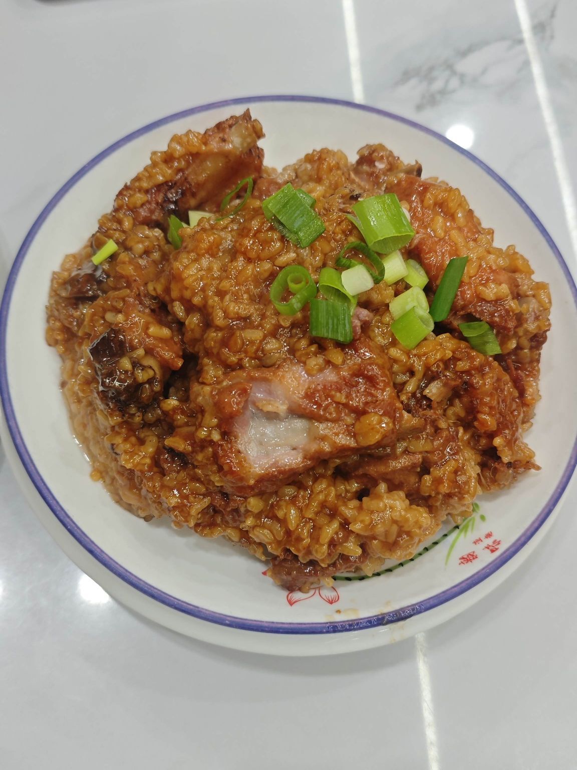 艳阳天饭店(兴油街店)