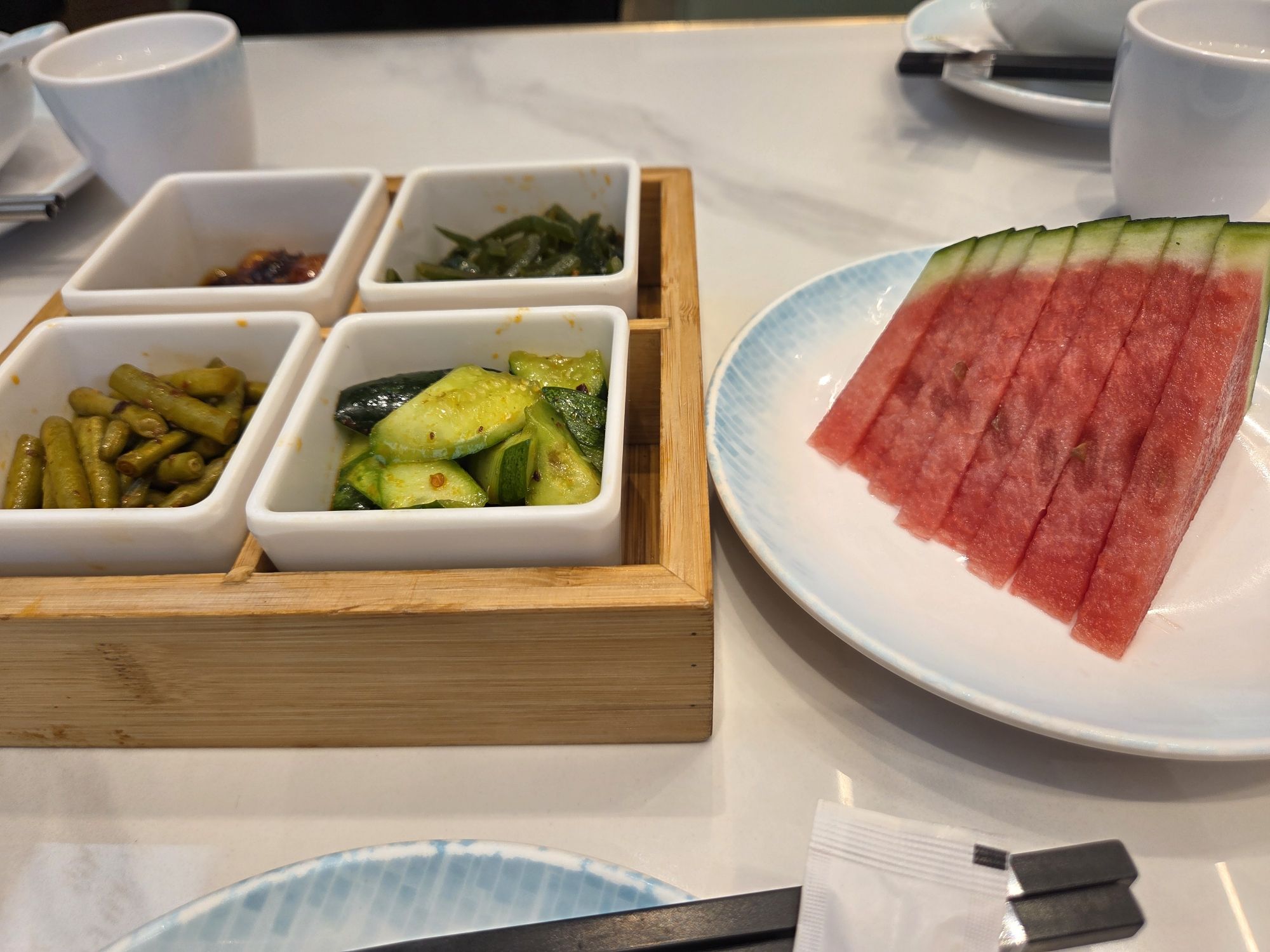 老邻居家味菜(荧屏花园店)