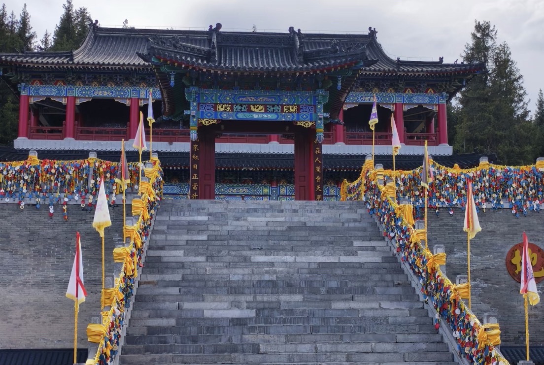 灵山寺实景照片