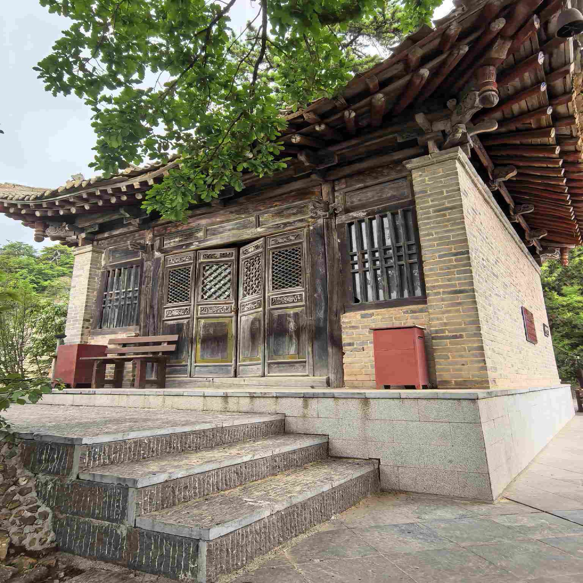 崆峒山国家地质公园-地藏殿实景照片