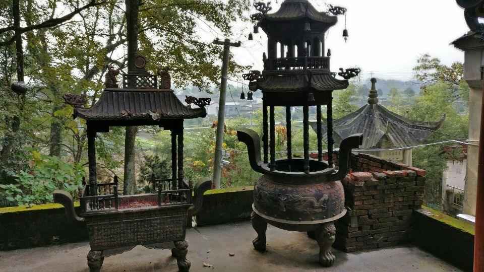 大雄宝殿实景照片