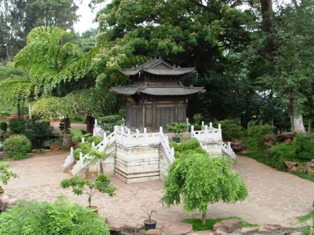 金殿风景名胜区景点图片