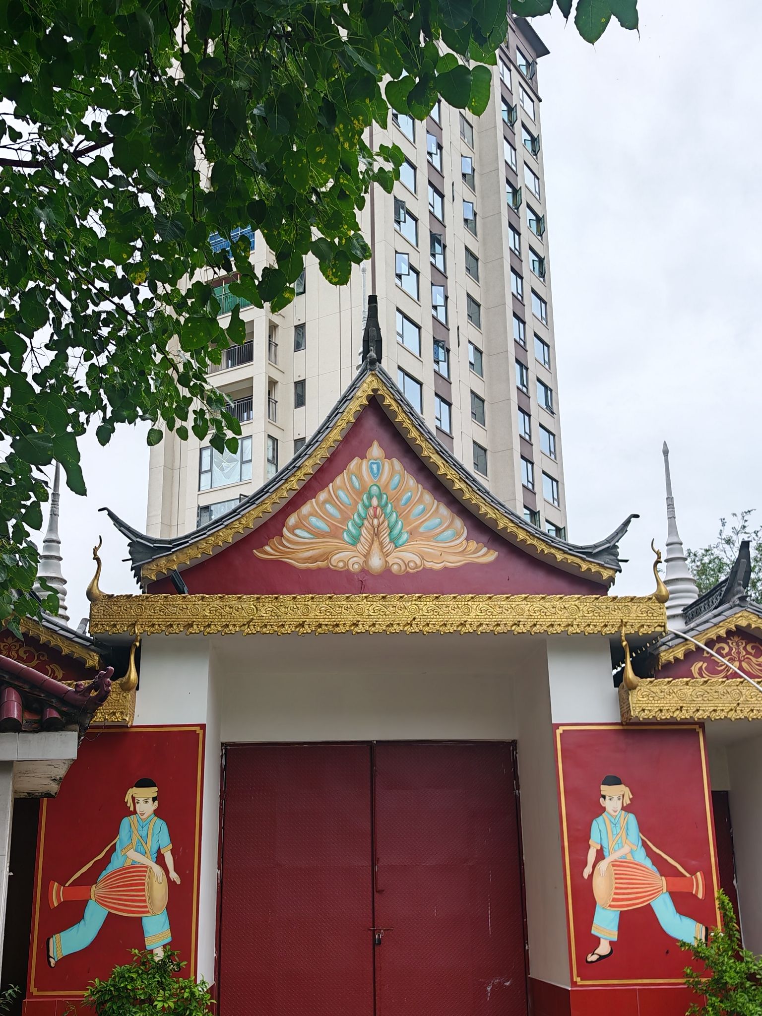 章嘎佛寺实景照片