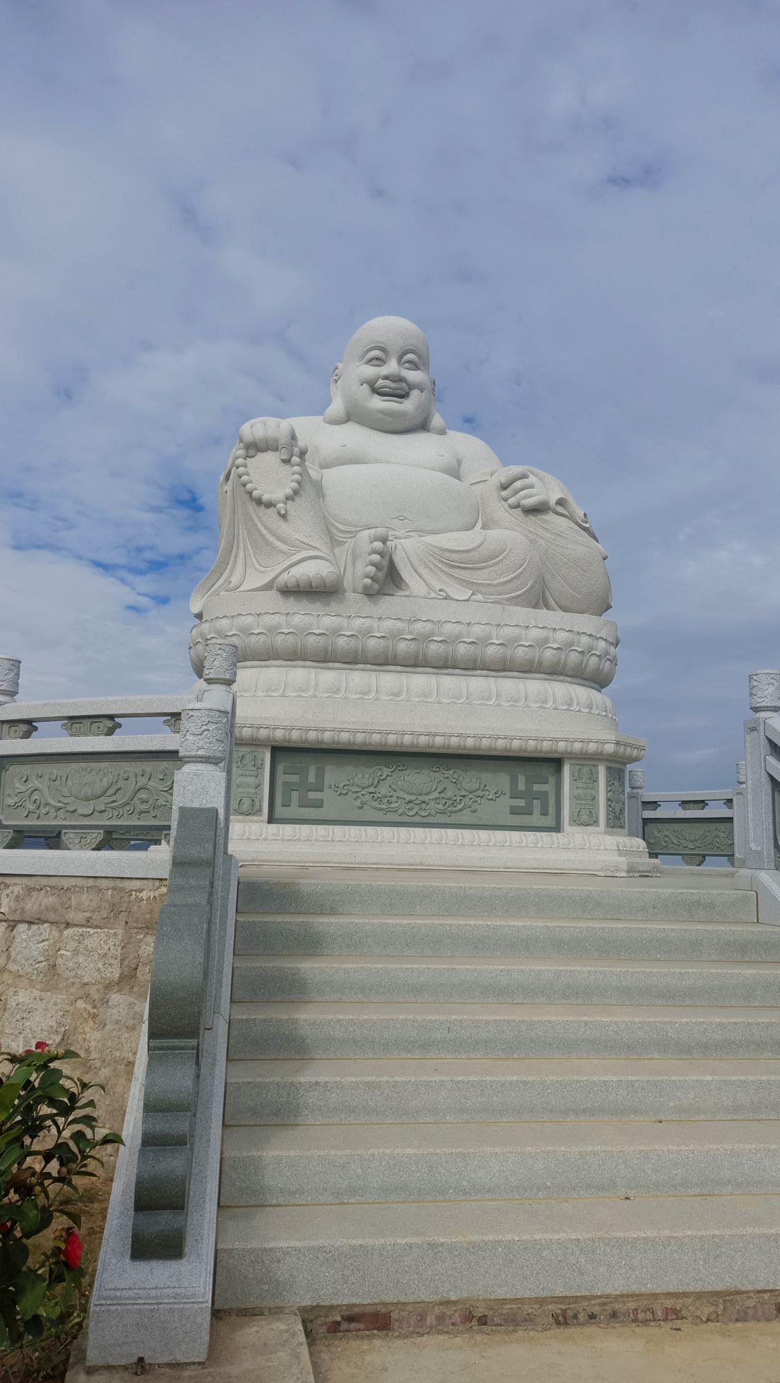 弥勒殿实景照片