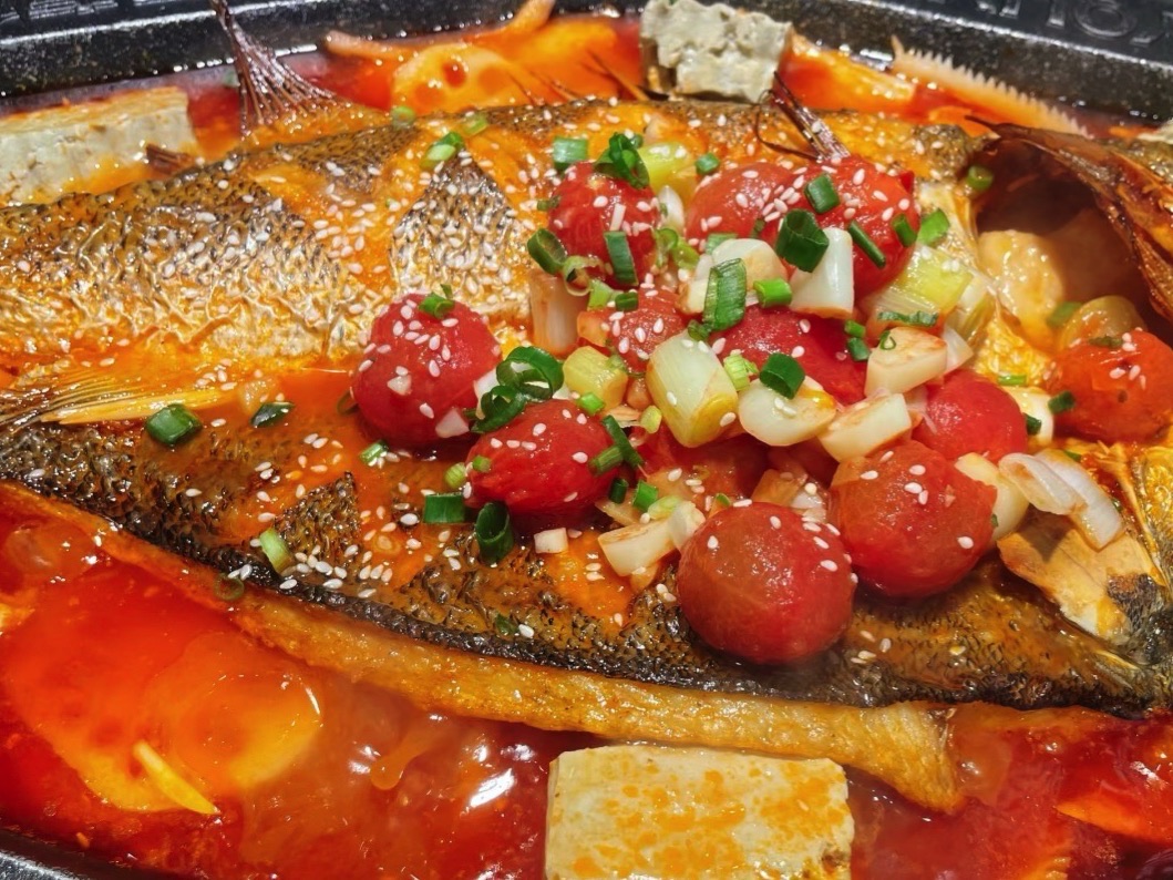 马有鱼·馕坑烤全鱼(地球石河子店)
