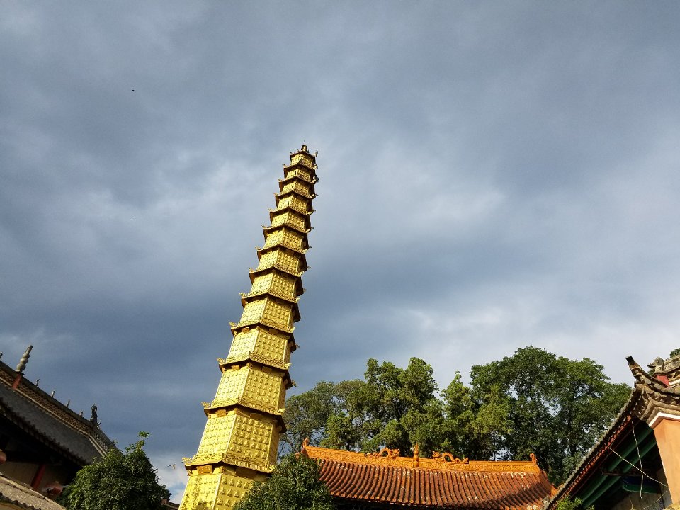 观音寺千佛塔实景照片