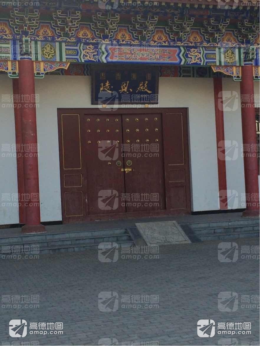 巴彦浩特公园-陵恩殿实景照片