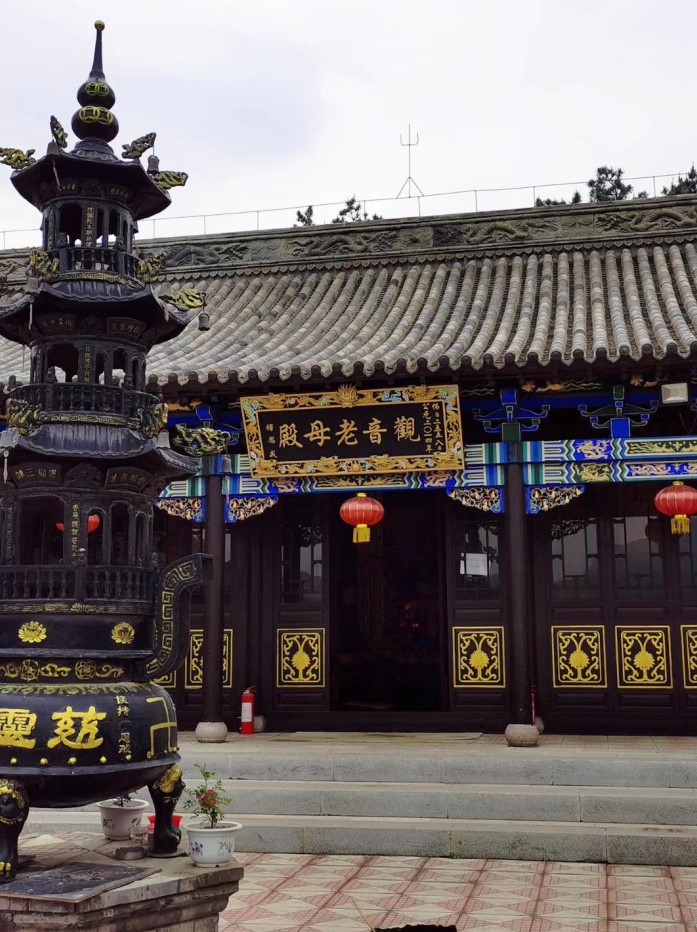 慈灵寺实景照片