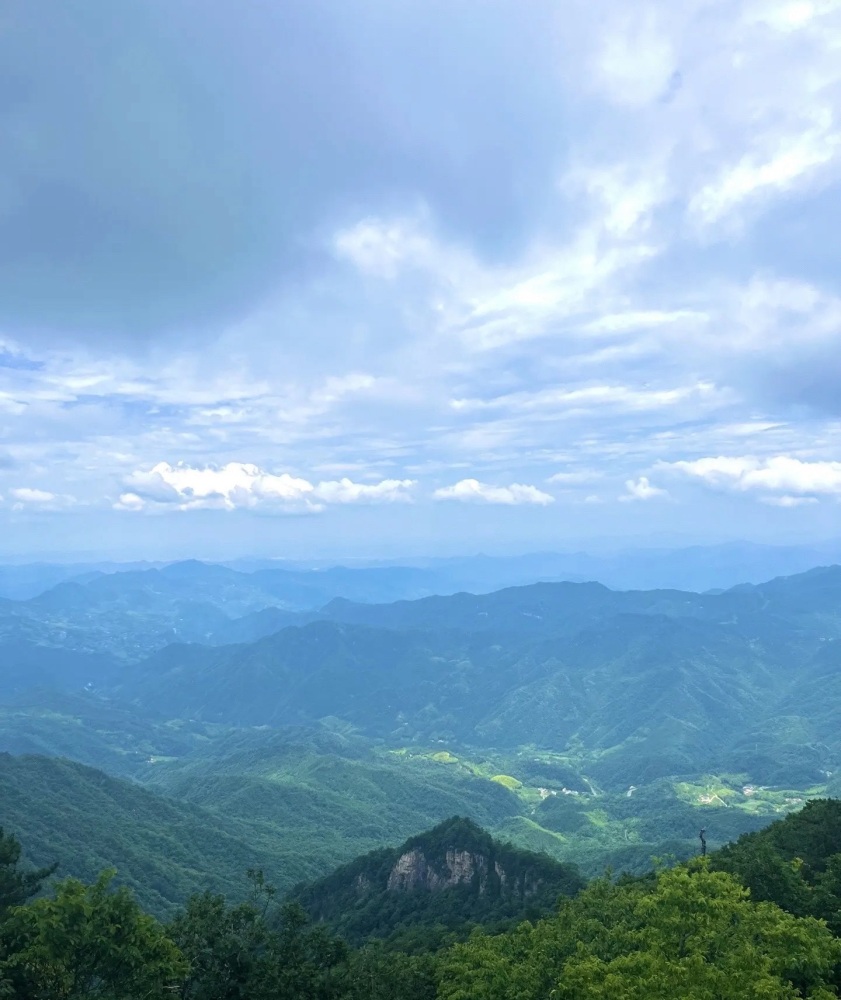 大别山主峰白马尖景区景点图片