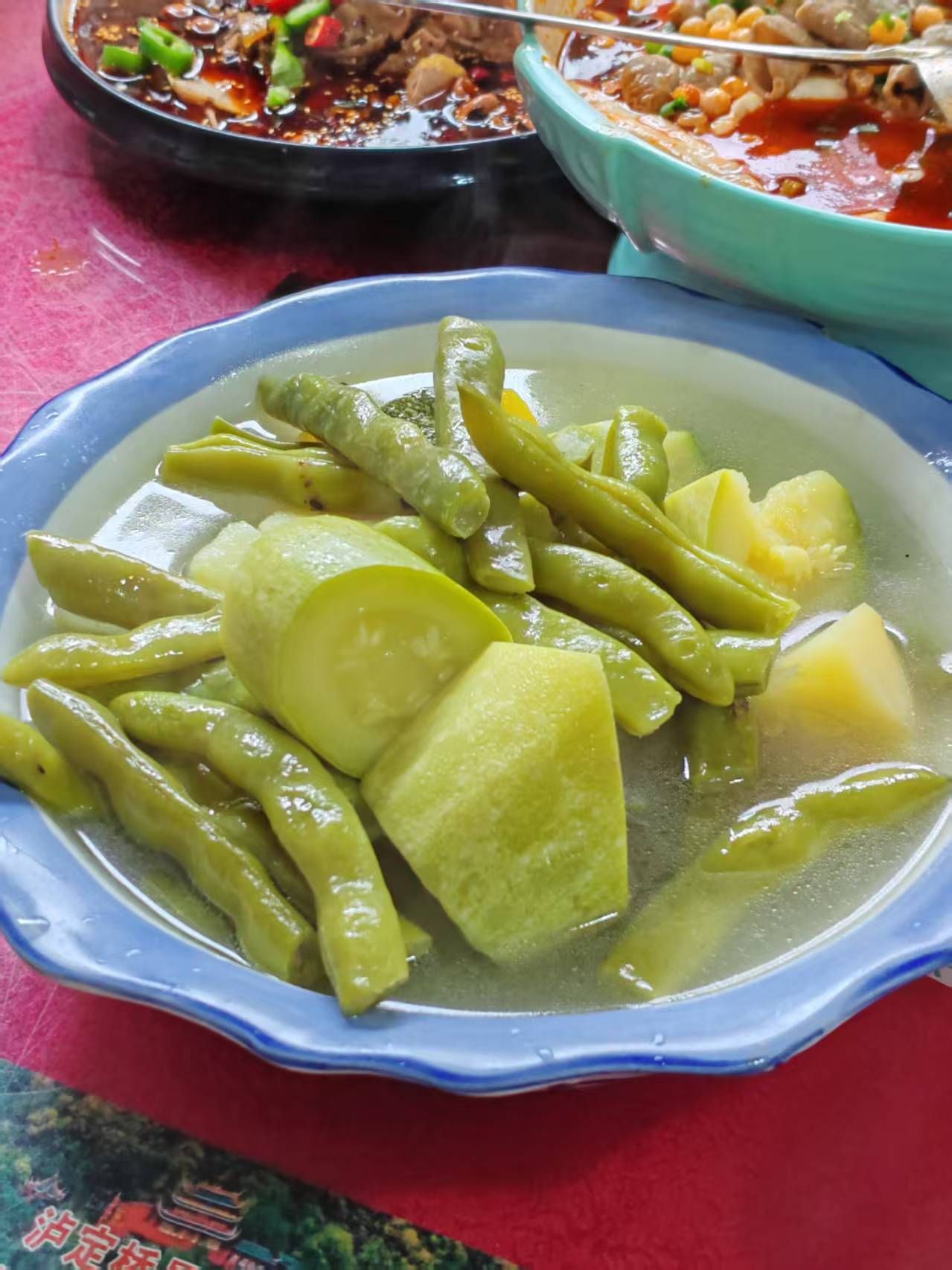 泸定县袁记特色豆花饭