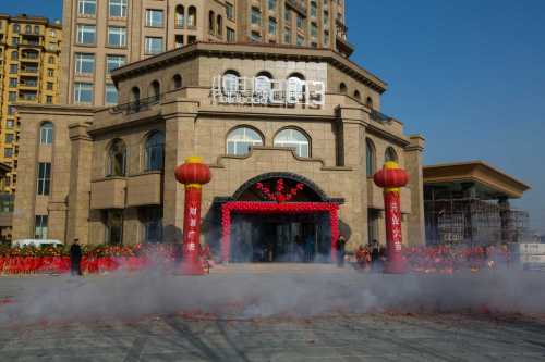 小时候2013(瀚新·圣罗曼商业街店)