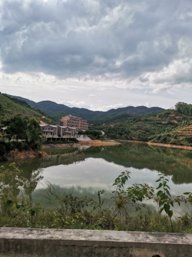 化州市播扬镇大贵茅田湖旅游风景区旅行图片 2