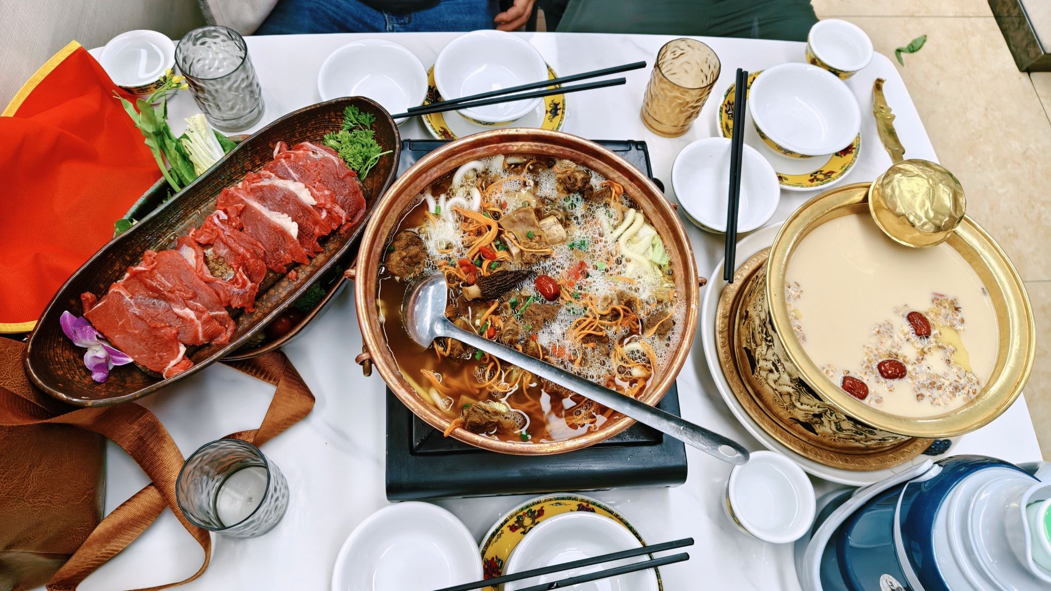 妙高鲜切牦牛肉汤锅总店