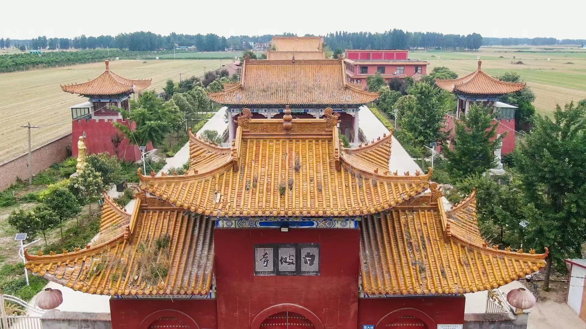 白坡寺实景照片