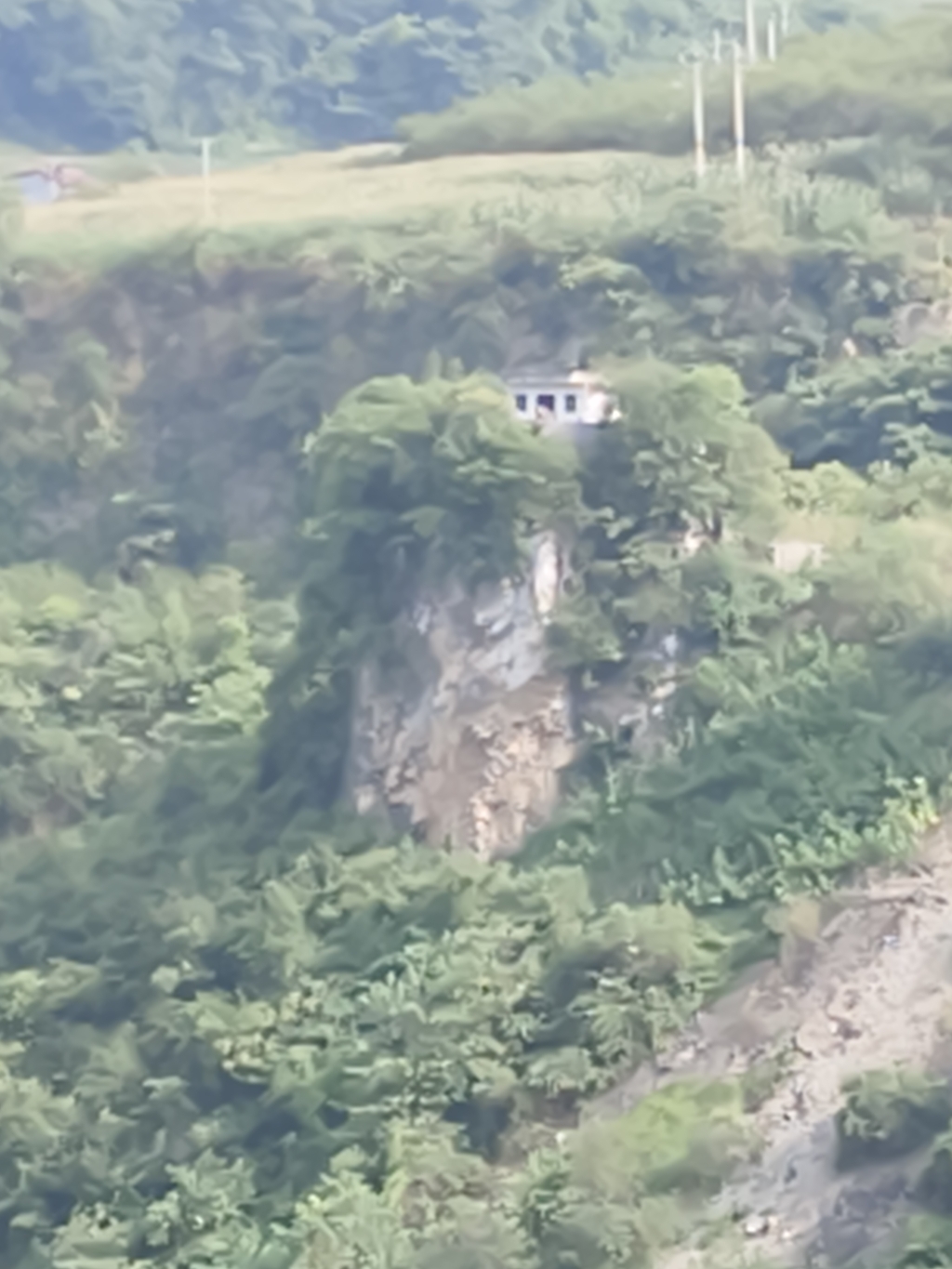 妥卓清静寺实景照片