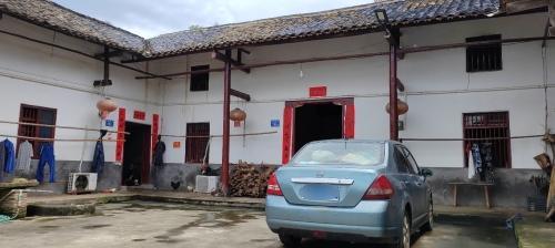 Gallery 3