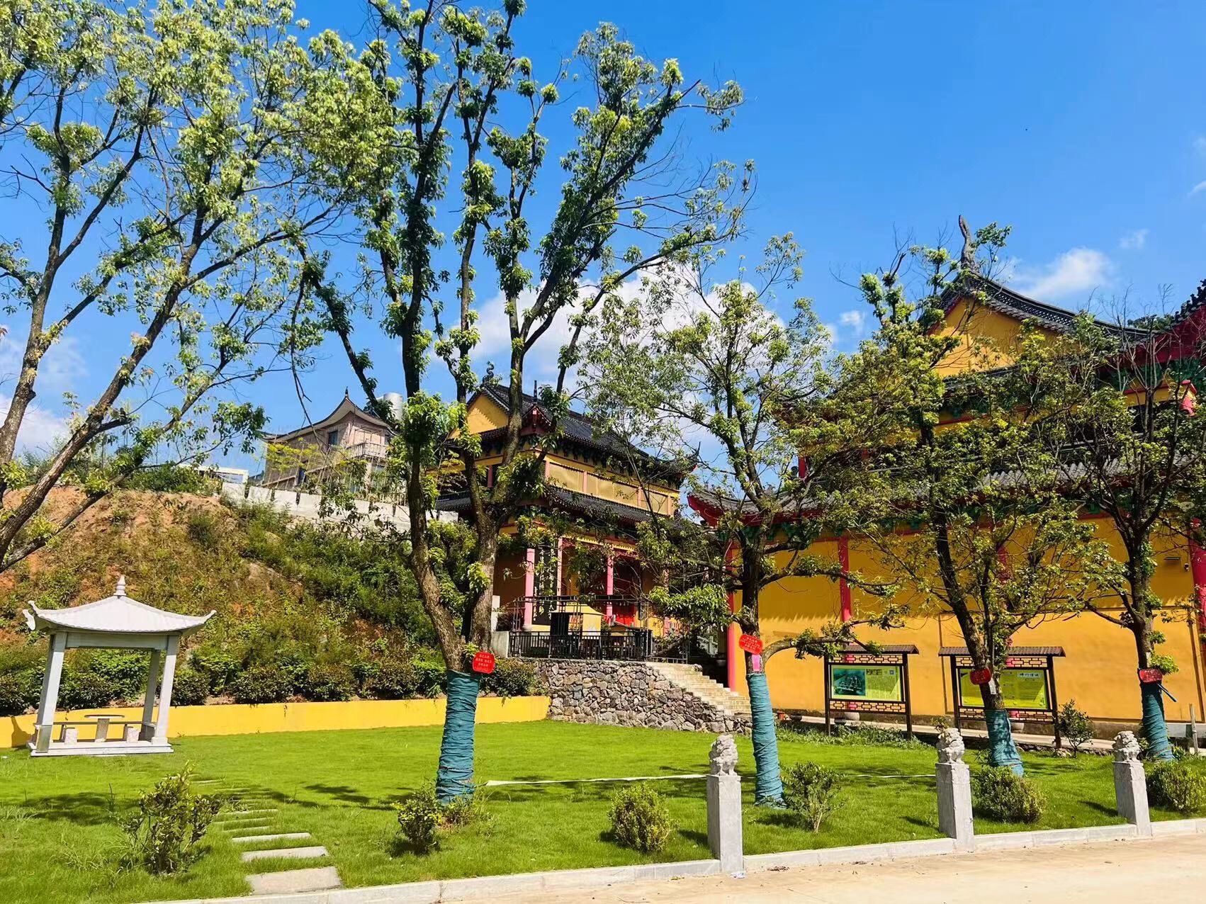 余英古寺实景照片