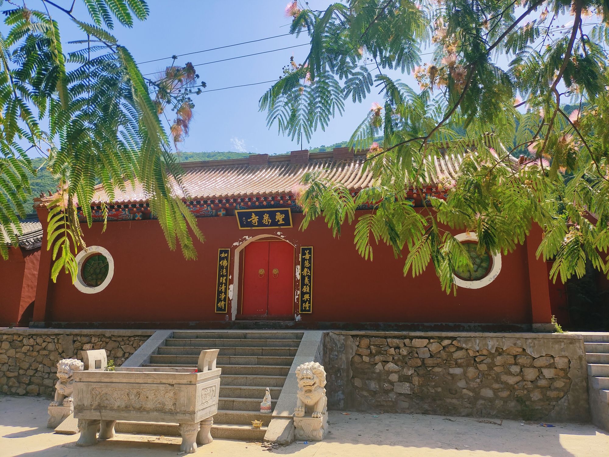 圣泉寺实景照片