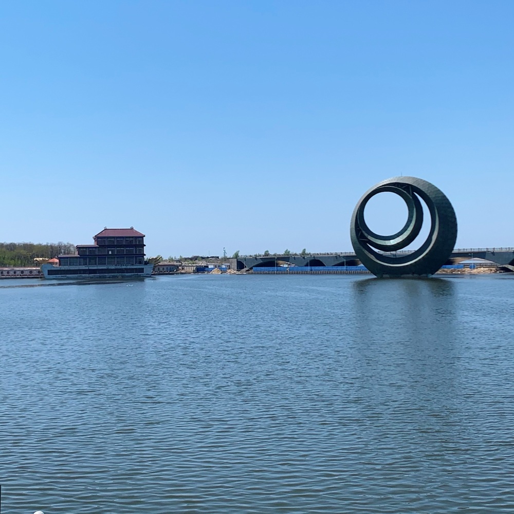 月亮湖公园景点图片
