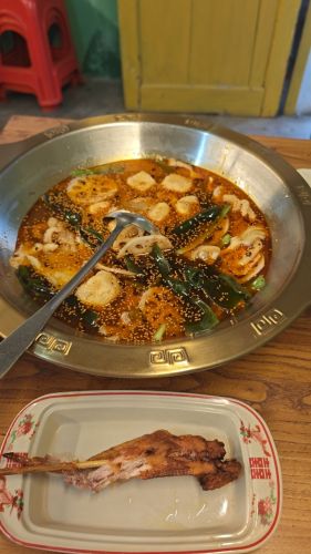 老宅冒火锅铺(琼西路店)