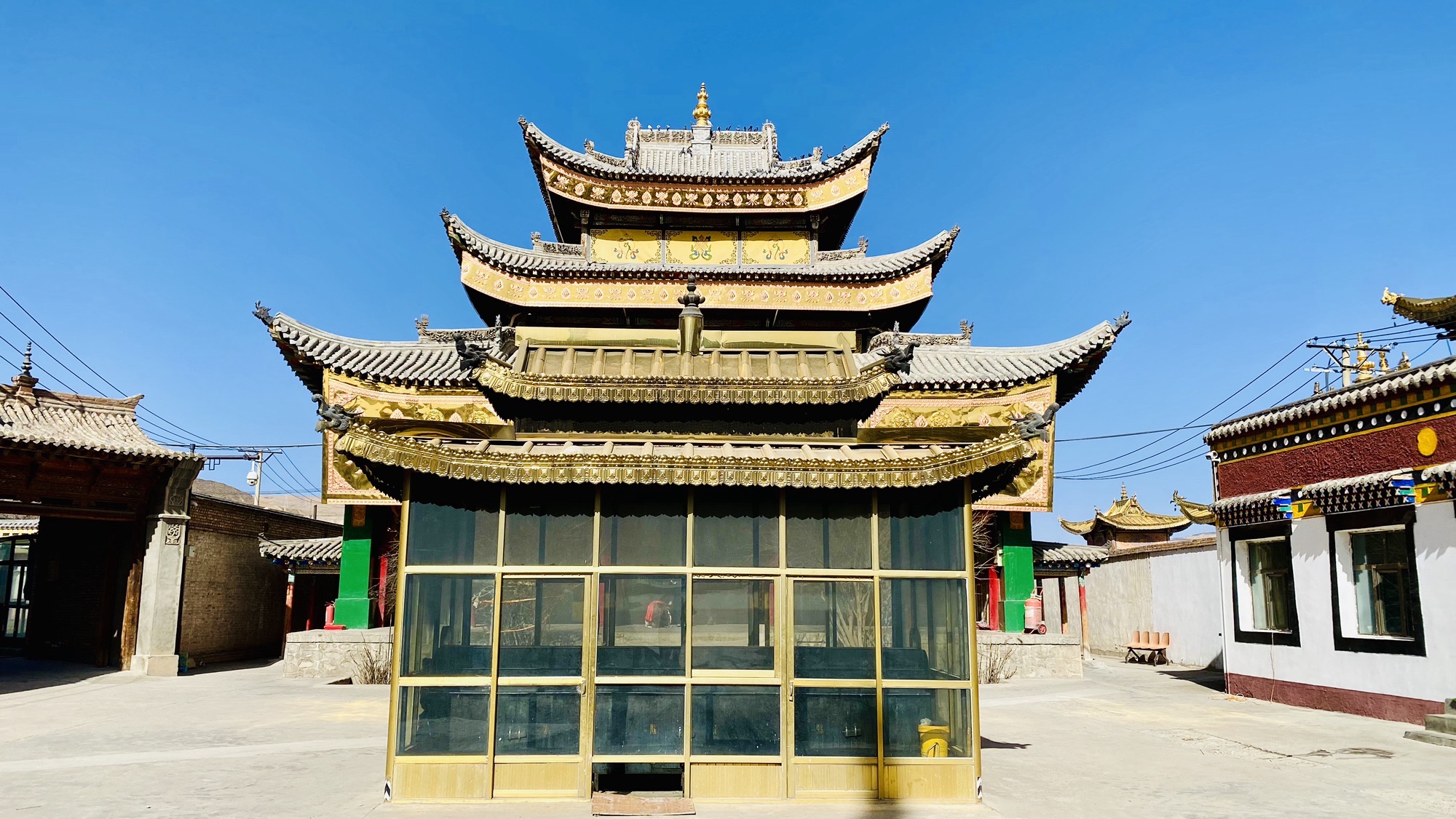 弥勒殿实景照片