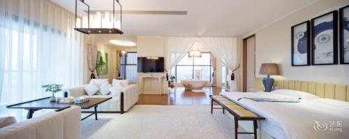 Gallery 2