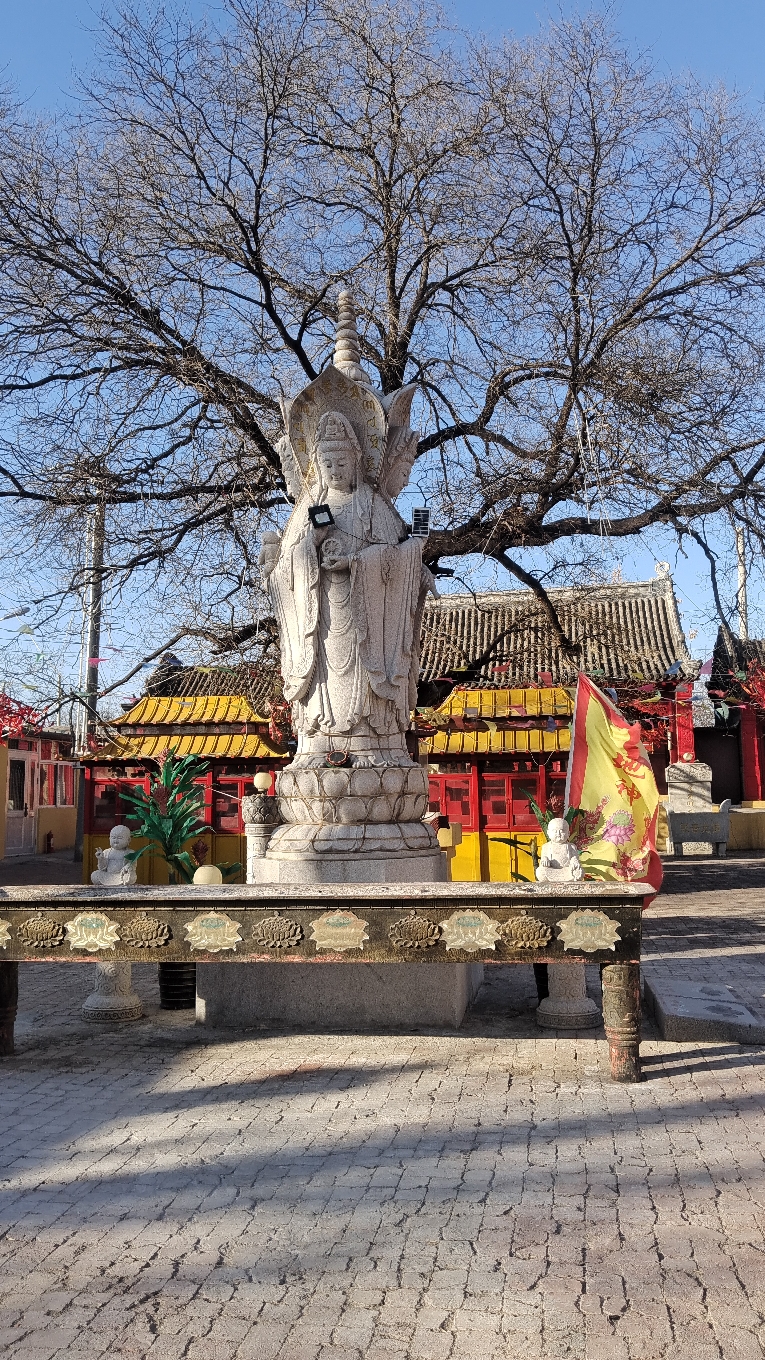 辽宁朝阳县报恩寺实景照片