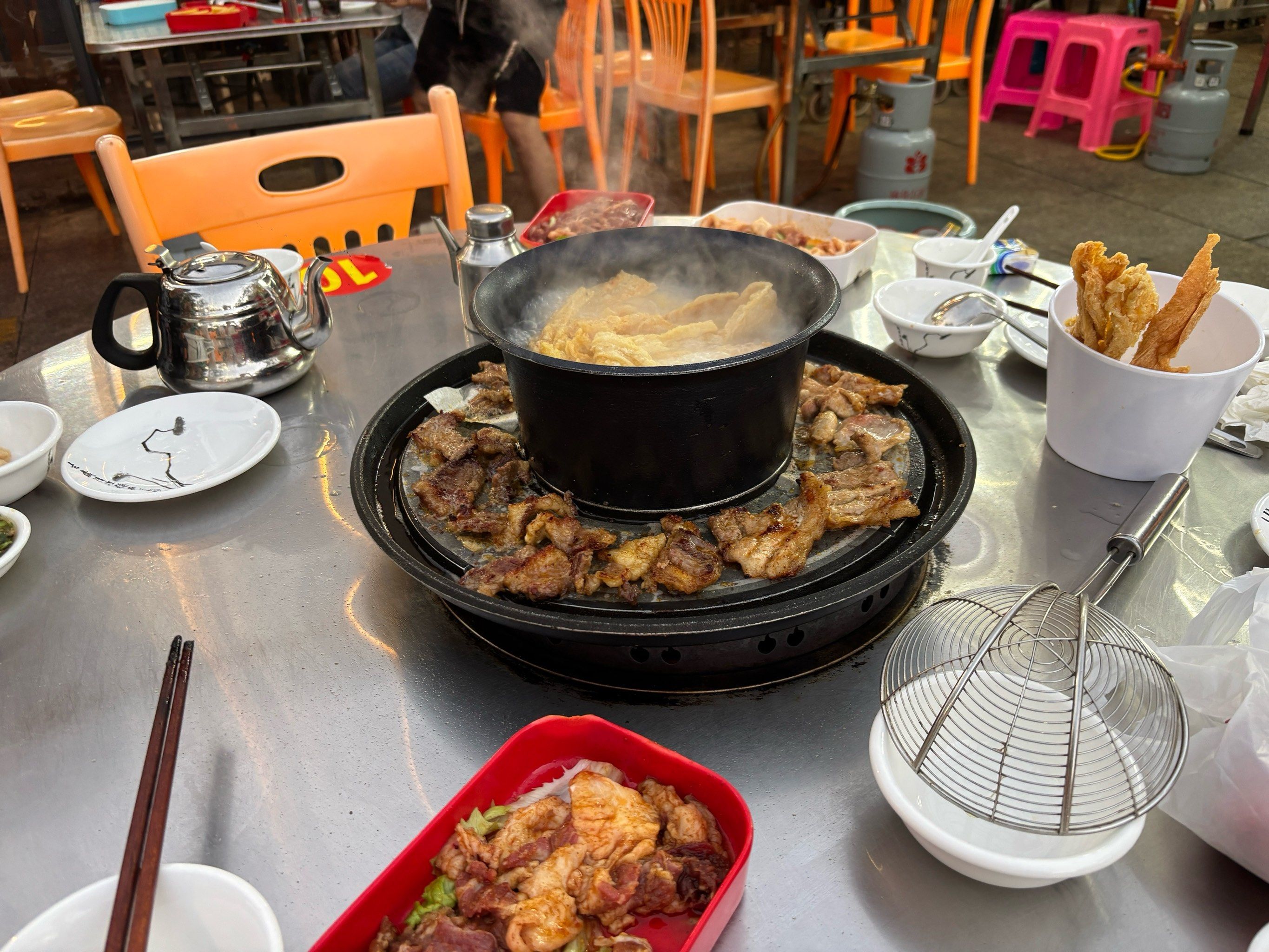 定安牛肉地摊火锅