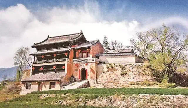 白台寺实景照片