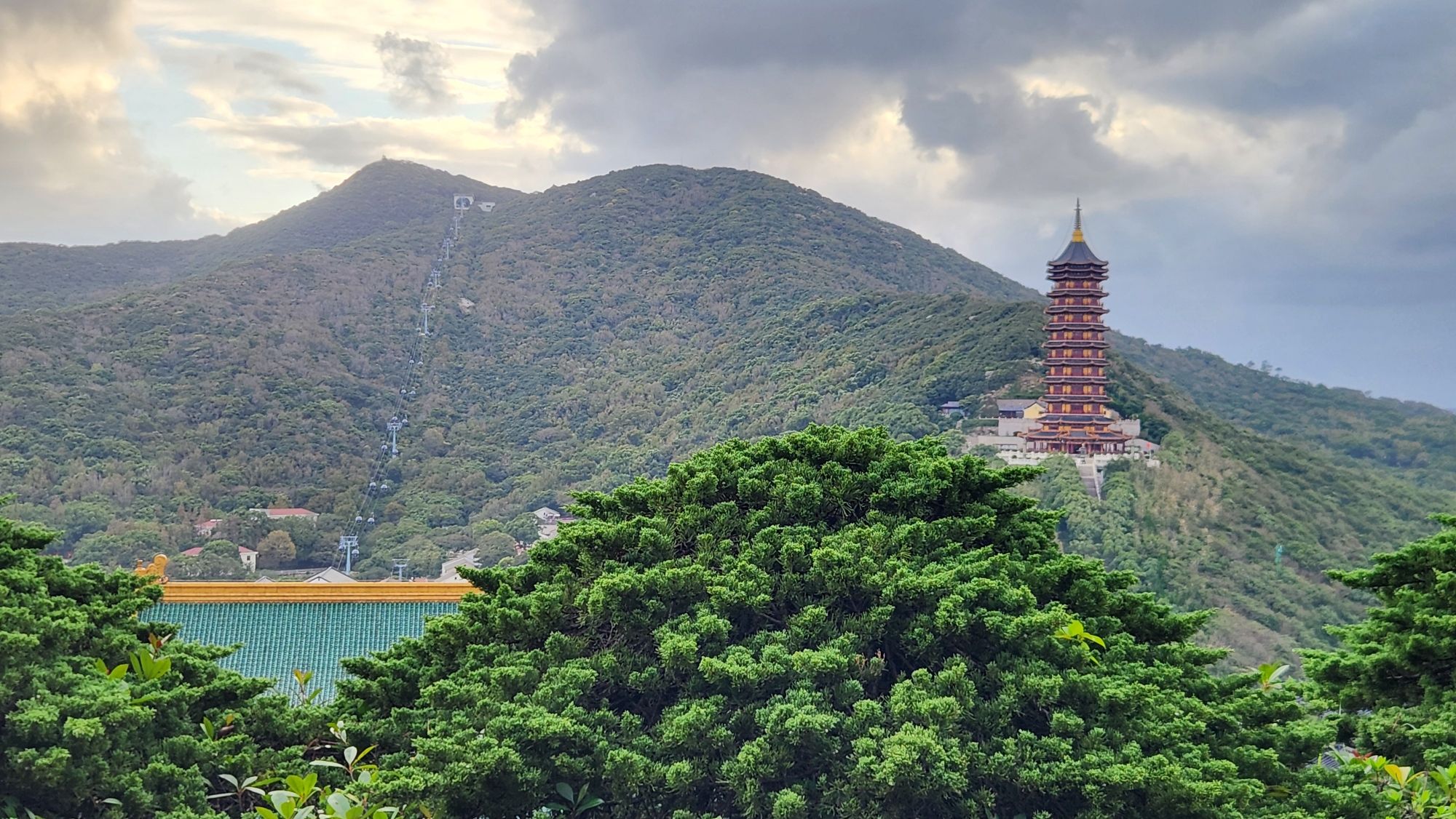 万佛宝塔实景照片