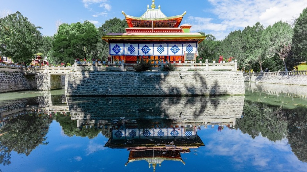 罗布林卡景点图片