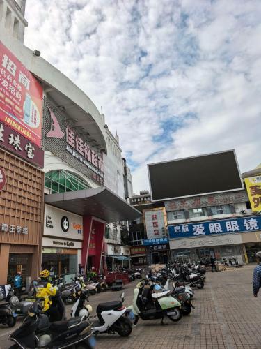 万福隆商厦(解放西路)