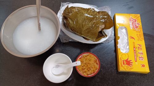 叶子盐焗鸡
