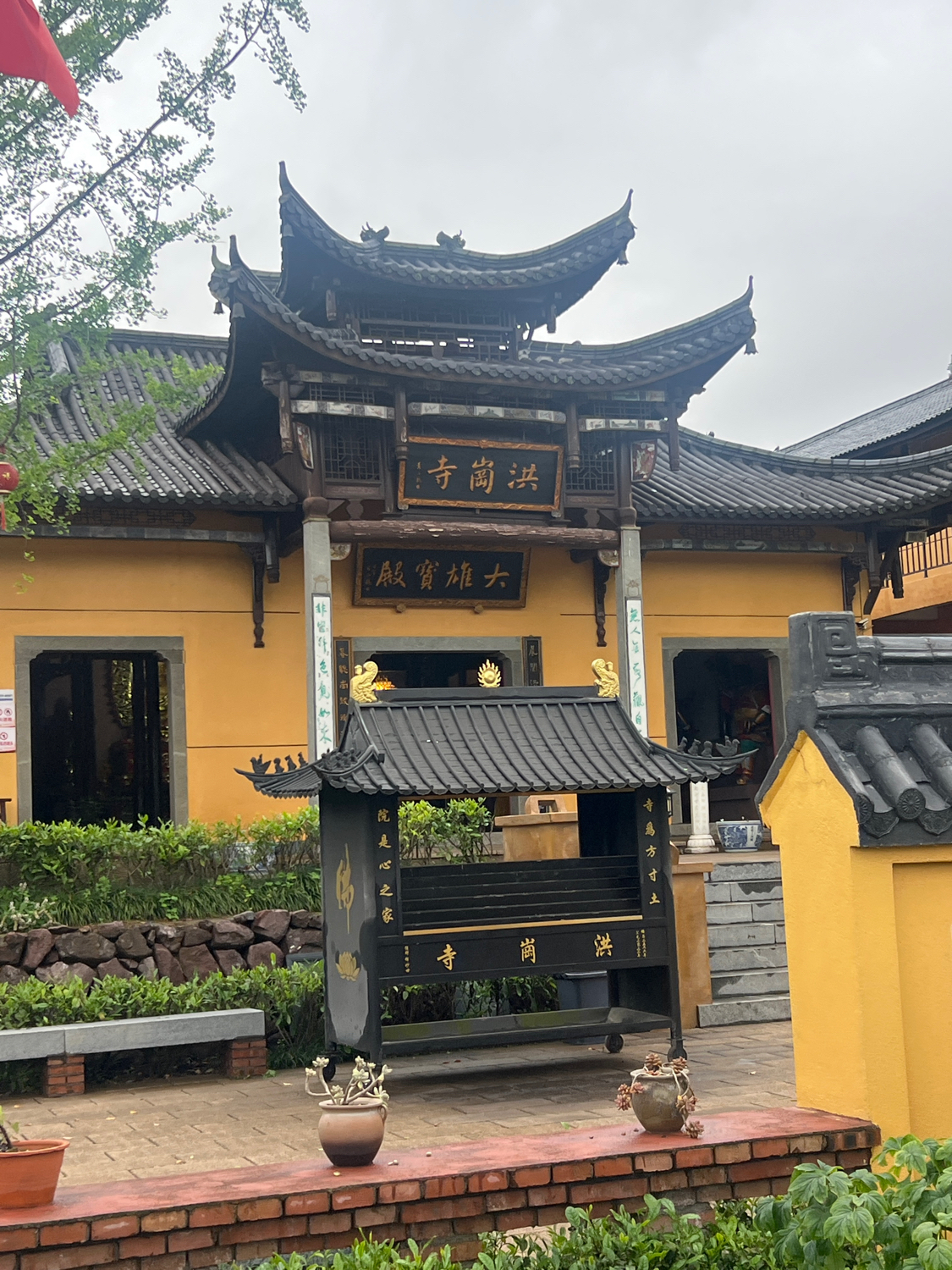洪岗寺实景照片